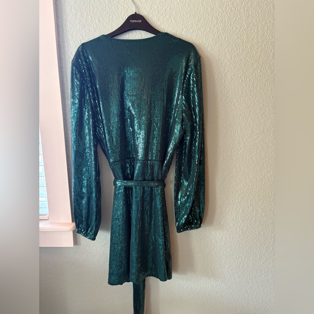 Cara Santana X Nine West Sequin Dress NWT - Picture 3 of 4